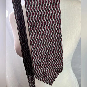 Kenneth Cole tie